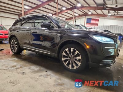 Czwarte zdjęcie samochodu z boku: 2020 LINCOLN CORSAIR RESERVE VIN:5LMCJ2D96LUL29838 - miniatura