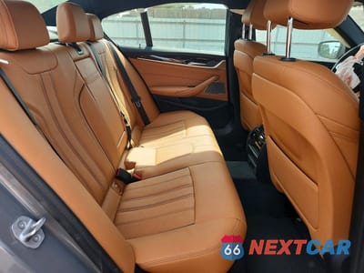 Zdjęcie 10 z 12 samochodu: 2021 BMW 540 XI VIN:WBA73BJ03MCH00177 - miniatura