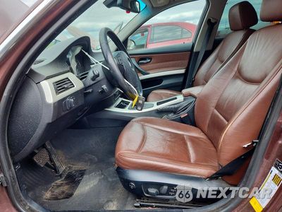 Zdjęcie 7 z 13 samochodu: 2006 BMW 330 XI VIN:WBAVD33526KV63418 - miniatura