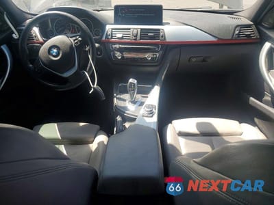 Zdjęcie 8 z 12 samochodu: 2012 BMW 328 I SULEV VIN:WBA3C1C57CF430026 - miniatura