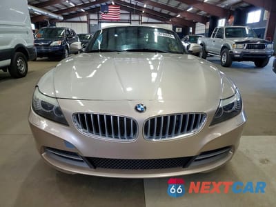 Piąte zdjęcie samochodu w środku: 2011 BMW Z4 SDRIVE35I VIN:WBALM7C53BE382836 - miniatura