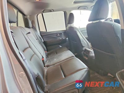 Zdjęcie 10 z 12 samochodu: 2017 HONDA RIDGELINE RTL VIN:5FPYK3F79HB016785 - miniatura