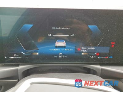 Zdjęcie 9 z 12 samochodu: 2025 BMW 330I VIN:3MW69CW04S8E94300 - miniatura