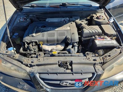 Zdjęcie 11 z 12 samochodu: 2005 HYUNDAI ELANTRA GLS VIN:KMHDN46D95U000501 - miniatura