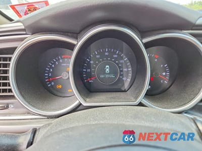 Zdjęcie 9 z 13 samochodu: 2014 KIA OPTIMA LX VIN:5XXGM4A78EG270072 - miniatura