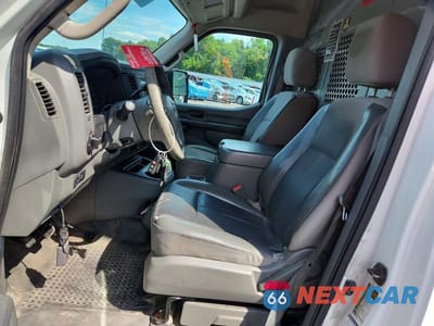 Zdjęcie 7 z 12 samochodu: 2014 NISSAN NV 2500 VIN:1N6BF0LX2EN105744 - miniatura