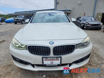 Piąte zdjęcie samochodu w środku: 2016 BMW 328 XIGT SULEV VIN:WBA8Z5C55GG502272 - miniatura