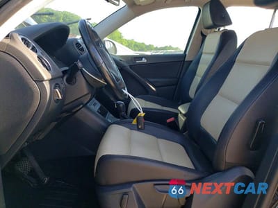 Zdjęcie 7 z 12 samochodu: 2016 VOLKSWAGEN TIGUAN S VIN:WVGBV7AX1GW594647 - miniatura