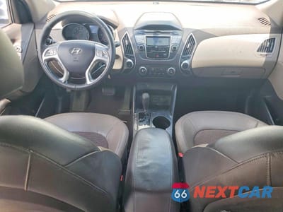 Zdjęcie 8 z 12 samochodu: 2011 HYUNDAI TUCSON GLS VIN:KM8JU3AC6BU205946 - miniatura