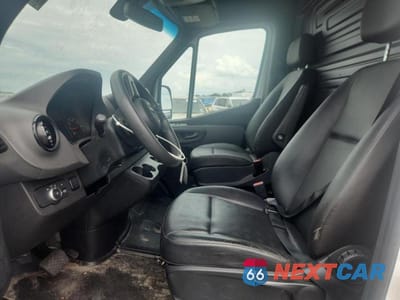Zdjęcie 7 z 12 samochodu: 2022 MERCEDES-BENZ SPRINTER 2500 VIN:W1Y40CHY7NT096787 - miniatura