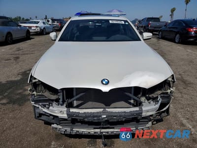 Piąte zdjęcie samochodu w środku: 2018 BMW 540 I VIN:WBAJE5C51JWA94057 - miniatura