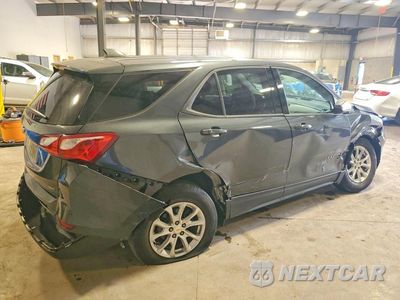 Trzecie zdjęcie samochodu z tyłu: 2019 CHEVROLET EQUINOX LS VIN:2GNAXSEV3K6239253 - miniatura