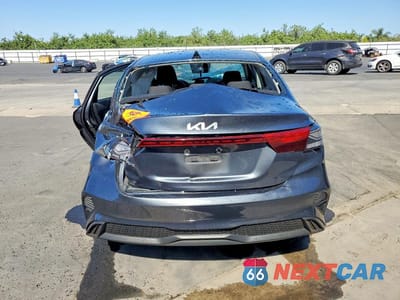Zdjęcie 6 z 12 samochodu: 2023 KIA FORTE LXS VIN:3KPF24AD5PE566444 - miniatura
