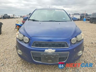 Piąte zdjęcie samochodu w środku: 2013 CHEVROLET SONIC VIN:1G1JC5SH9D4128661 - miniatura