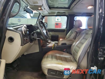 Zdjęcie 7 z 13 samochodu: 2006 HUMMER H2 VIN:5GRGN23U06H119962 - miniatura