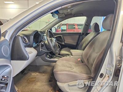 Zdjęcie 7 z 13 samochodu: 2008 TOYOTA RAV4 BASE VIN:JTMBD33V586065733 - miniatura