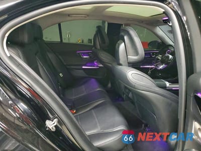 Zdjęcie 10 z 12 samochodu: 2022 MERCEDES-BENZ C 300 VIN:W1KAF4GB2NR013648 - miniatura