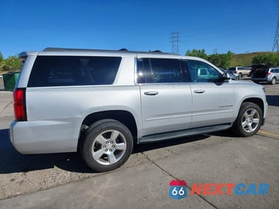 Trzecie zdjęcie samochodu z tyłu: 2017 CHEVROLET SUBURBAN K1500 LS VIN:1GNSKGKC5HR302711 - miniatura
