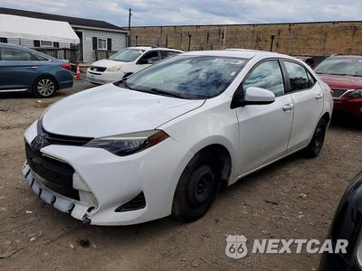 2018 TOYOTA COROLLA LE 5YFBURHE7JP810542 - główne zdjęcie licytacji z USA - miniatura
