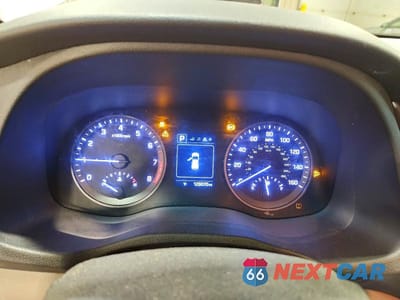 Zdjęcie 9 z 14 samochodu: 2016 HYUNDAI TUCSON SE VIN:KM8J3CA49GU066883 - miniatura
