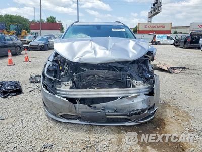 Piąte zdjęcie samochodu w środku: 2018 CHRYSLER PACIFICA LIMITED VIN:2C4RC1GG5JR232964 - miniatura