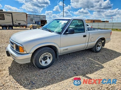 1994 CHEVROLET S TRUCK S10 1GCCS14Z1R8130356 - główne zdjęcie licytacji z USA - miniatura