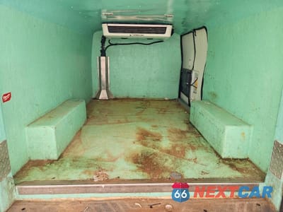 Zdjęcie 10 z 13 samochodu: 2017 FORD TRANSIT 250 REFRIGERATED DELIVERY VAN VIN:1FTYR1ZM1HKA64083 - miniatura