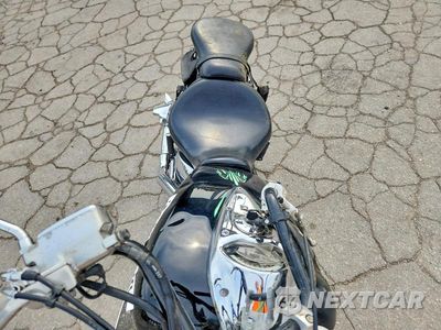 Piąte zdjęcie samochodu w środku: 2004 HONDA VT1300 S VIN:1HFSC52014A100351 - miniatura