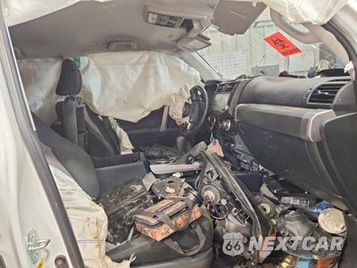 Zdjęcie 7 z 13 samochodu: 2019 TOYOTA 4RUNNER SR5 VIN:JTEBU5JR3K5696362 - miniatura