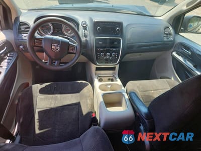 Zdjęcie 8 z 13 samochodu: 2013 DODGE GRAND CARAVAN SXT VIN:2C4RDGCG4DR591555 - miniatura
