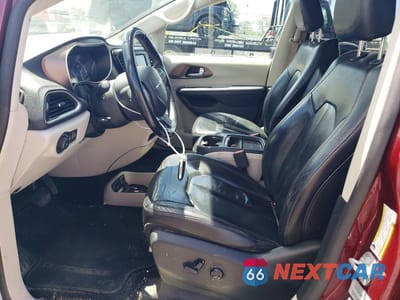 Zdjęcie 7 z 13 samochodu: 2017 CHRYSLER PACIFICA TOURING L VIN:2C4RC1BG8HR621650 - miniatura