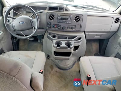 Zdjęcie 8 z 13 samochodu: 2014 FORD ECONOLINE E350 SUPER DUTY WAGON VIN:1FBNE3BL1EDA28569 - miniatura