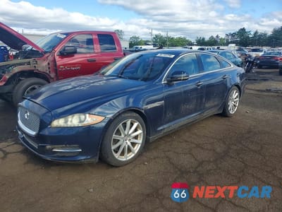 2011 JAGUAR XJ SAJWA1CBXBLV12720 - główne zdjęcie licytacji z USA - miniatura