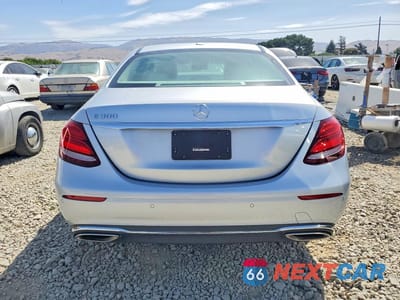 Zdjęcie 6 z 12 samochodu: 2017 MERCEDES-BENZ E 300 VIN:WDDZF4JB5HA175627 - miniatura