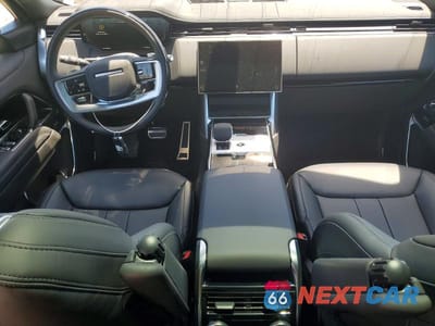 Zdjęcie 8 z 13 samochodu: 2025 LAND ROVER RANGE ROVER SE VIN:SALKPBE95SA334022 - miniatura