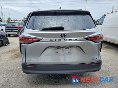 Zdjęcie 6 z 14 samochodu: 2021 TOYOTA SIENNA XLE VIN:5TDYRKEC8MS055368 - miniatura
