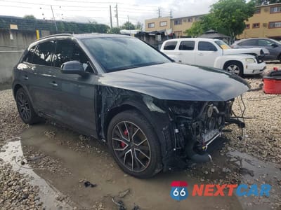 Czwarte zdjęcie samochodu z boku: 2024 AUDI SQ5 PRESTIGE VIN:WA1C4AFY0R2051014 - miniatura