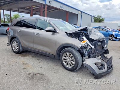 Czwarte zdjęcie samochodu z boku: 2016 KIA SORENTO LX VIN:5XYPG4A39GG076864 - miniatura
