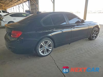 Trzecie zdjęcie samochodu z tyłu: 2018 BMW 320 I VIN:WBA8E1G52JNU91572 - miniatura