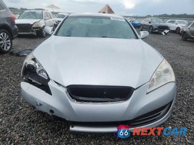 Piąte zdjęcie samochodu w środku: 2010 HYUNDAI GENESIS COUPE 2.0T VIN:KMHHT6KD9AU035915 - miniatura