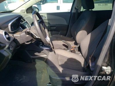 Zdjęcie 7 z 12 samochodu: 2017 CHEVROLET SONIC LT VIN:1G1JD5SG7H4133464 - miniatura