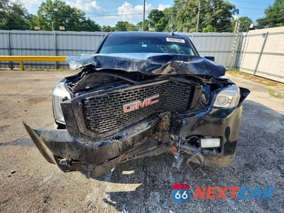 Piąte zdjęcie samochodu w środku: 2017 GMC YUKON DENALI VIN:1GKS1CKJ1HR362542 - miniatura