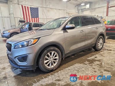 2018 KIA SORENTO LX 5XYPGDA36JG432050 - główne zdjęcie licytacji z USA - miniatura