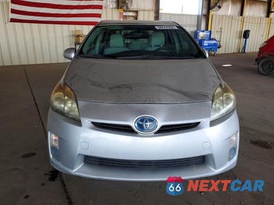 Piąte zdjęcie samochodu w środku: 2010 TOYOTA PRIUS II VIN:JTDKN3DU3A0020642 - miniatura