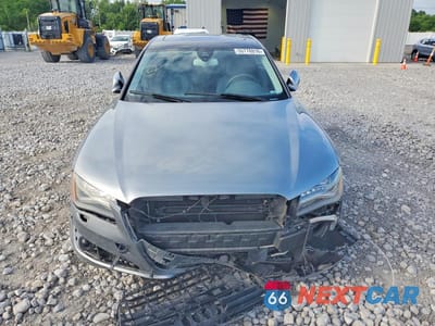 Piąte zdjęcie samochodu w środku: 2012 AUDI A8 L QUATTRO VIN:WAURVAFD7CN008965 - miniatura
