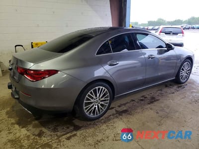 Trzecie zdjęcie samochodu z tyłu: 2021 MERCEDES-BENZ CLA 250 4MATIC VIN:W1K5J4HB8MN157872 - miniatura