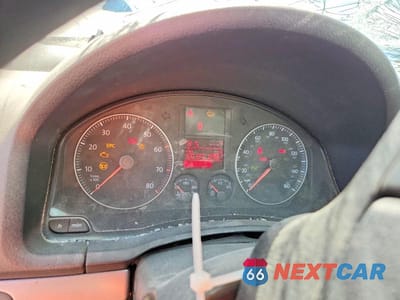 Zdjęcie 9 z 13 samochodu: 2006 VOLKSWAGEN JETTA VALUE VIN:3VWPF81K76M844857 - miniatura