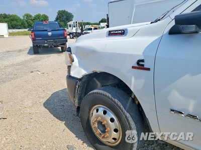 Zdjęcie 9 z 11 samochodu: 2021 RAM 3500 VIN:3C7WRTCL8MG590461 - miniatura