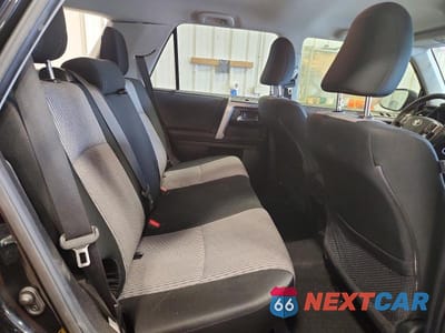 Zdjęcie 11 z 13 samochodu: 2021 TOYOTA 4RUNNER SR5 VIN:JTEEU5JRXM5229956 - miniatura