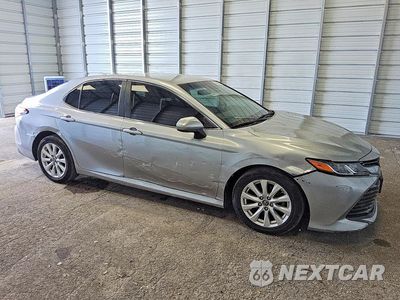 Czwarte zdjęcie samochodu z boku: 2019 TOYOTA CAMRY LE VIN:4T1B11HK7KU791491 - miniatura